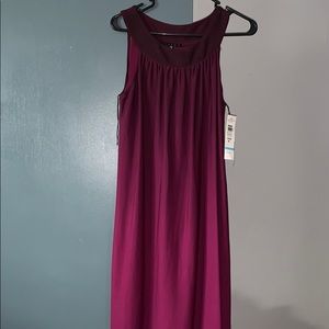 Tiana B sheath dress. Size medium. NWT.